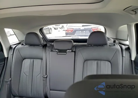 2024 Audi Q8 E-Tron Premium z USA, uszkodzony, nr VIN WA14AAGE7RB011291